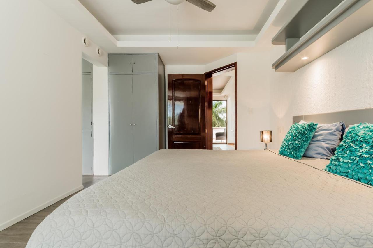 Elegant Lagoon Front Villa By Casa Paraiso Cancun Bagian luar foto