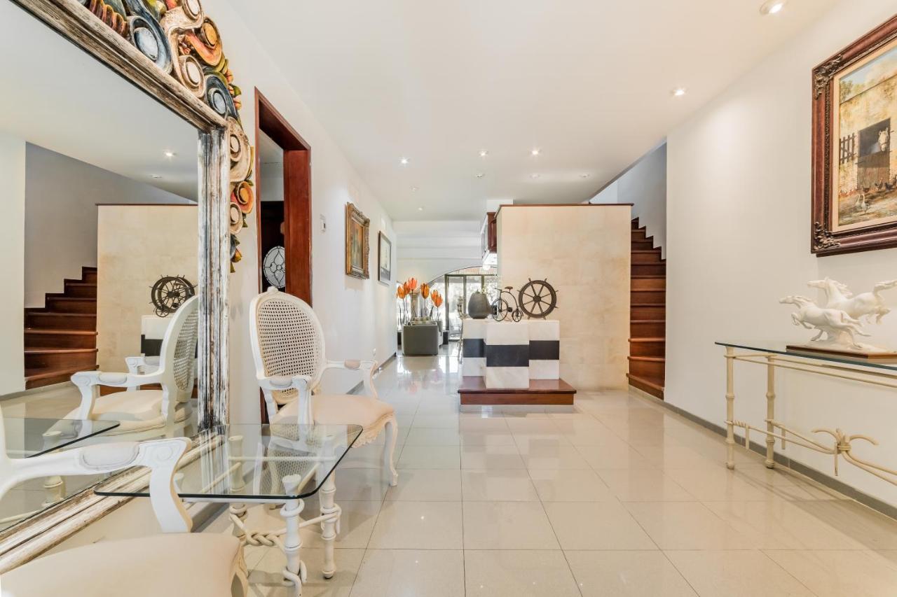 Elegant Lagoon Front Villa By Casa Paraiso Cancun Bagian luar foto